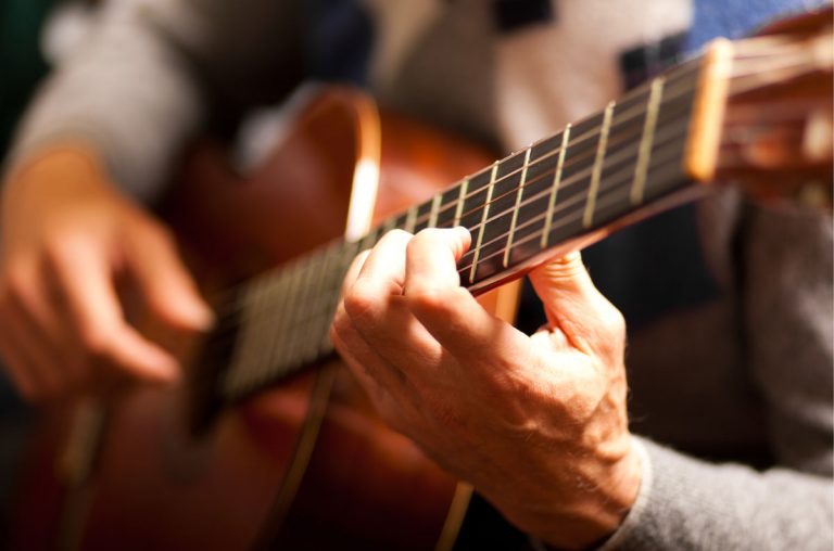 Is Guitar In Concert Pitch? | Can You Transpose On Guitar?
