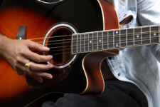 Donner acoustic guitar