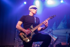 Joe Satriani with Ibanez guitar rocks in Shanghai concert