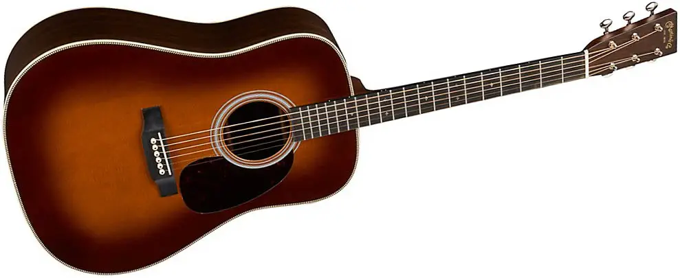 Martin Hd-28 Standard Dreadnought Acoustic Guitar